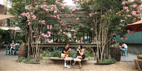 12 Great Outdoor Restaurants In Philly With Gorgeous Patios And Gardens