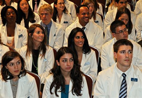 Ucsf School Of Medicine Welcomes Class Of 2015 With White Coat Ceremony