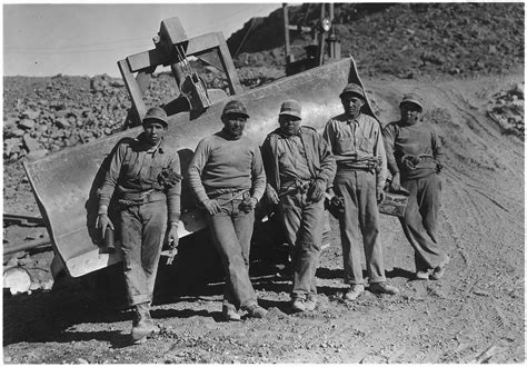 Fileindian Construction Workers At Boulder Dam Nevada Nara 298638