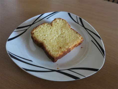 Diesen kuchen habe ich schon lange nicht mehr gemacht. Der beste und saftigste trockene Kuchen: Eierlikörkuchen