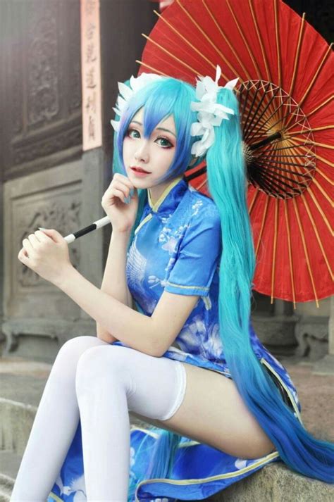 Pin By IsΔΔc βΔΣz On Cosplay Miku Cosplay Vocaloid Cosplay Asian Cosplay