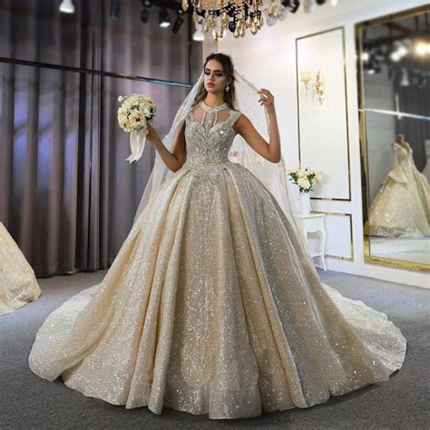 Luxury Wedding Dress Amanda Dubai Wedding Dress 2023 With Long Lace
