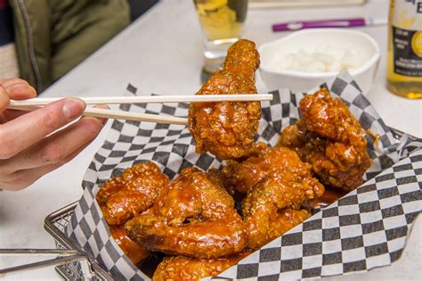 The Top 35 Chicken Wings In Toronto By Neighbourhood