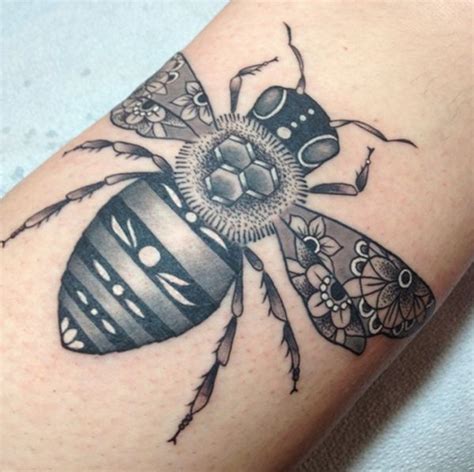 Geometric Tattoo Lovely Bee Tattoo Meanings And Designs Tattooviral