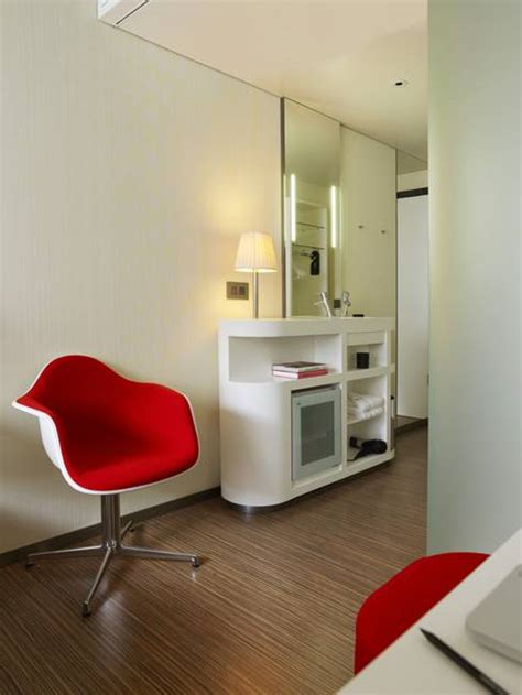 Modern Interior Design Ideas From New Generation Hotel In London