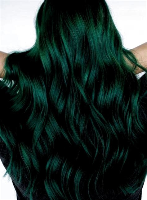 30 Glamorous Green Hair Styles Green Hair Ideas Emerald Green Hair