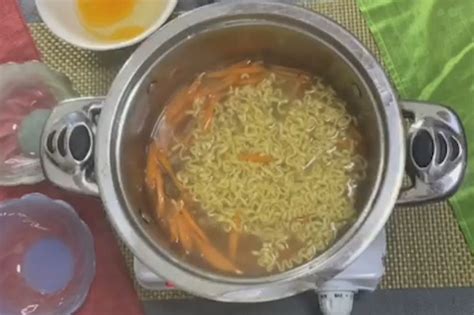 Tips Paano Mas Mapapasustansiya Ang Delata Noodles Sa Bahay Ngayong