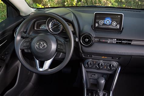 Toyota Yaris Ia Specs And Photos 2016 2017 2018 Autoevolution