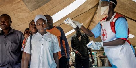 Ebola Fears Worsen After More Than 300000 Flee Congo Over Violent