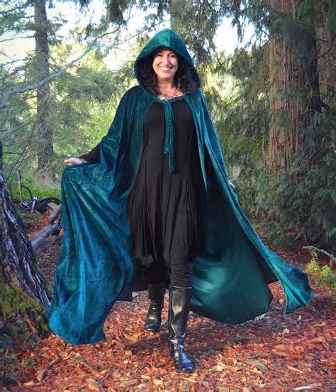 wholesale prices black coats velvet hooded cloaks vampire robe medieval larp cape unisex adult