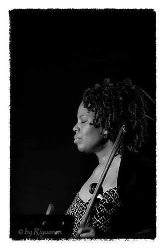 Regina Carter Concert In Arese Riyueren Flickr