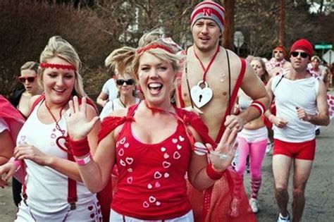 No Pants Allowed Cupids Undie Run A Semi Naked Romp For Charity