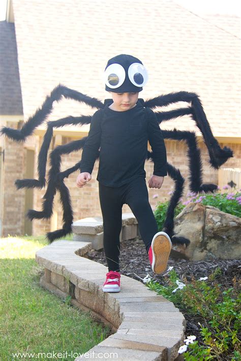 Black Widow Spider Costume Diy How To Make Giant Halloween Spiders 23