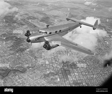 Lockheed Electra 12a Banque Dimages Noir Et Blanc Alamy