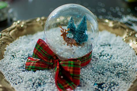 White Christmas Inspired Snow Globe Diy A Kid Friendly Holiday Craft