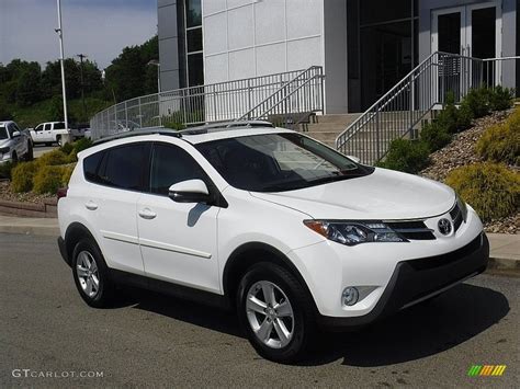 2013 Super White Toyota Rav4 Xle Awd 138283783 Photo 22 Gtcarlot