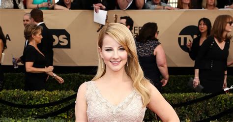 The Big Bang Theory Star Melissa Rauch Announces Pregnancy And