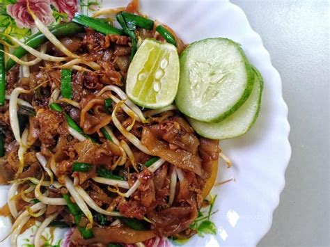 Penang char kuey teow was numerously requested. Resepi Kuey Teow Goreng Kering Sedap Dan Simple Jer. Pasti ...
