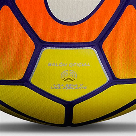 Ball possesion la liga spain. Nike Ordem Hi-Vis 15-16 La Liga Winterball veröffentlicht ...