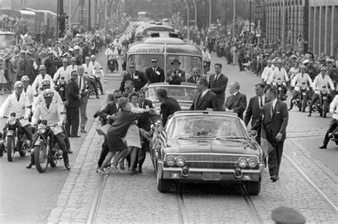 1963 El Presidente Estadounidense John F Kennedy Es Asesinado