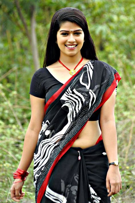 telugu actress in saree new hd photo shoot wallpaper free indian actress hd wallpaper