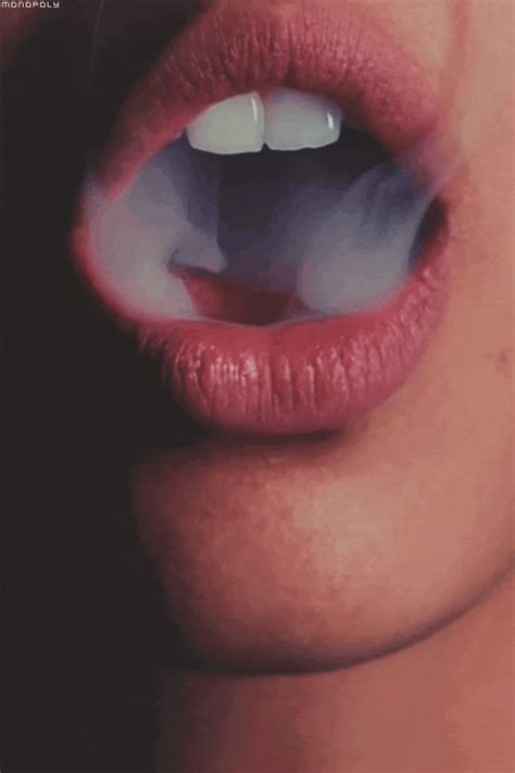 sigara İçen kadın leri sigara İçen kadın hareketli resimleri tumblr smoke