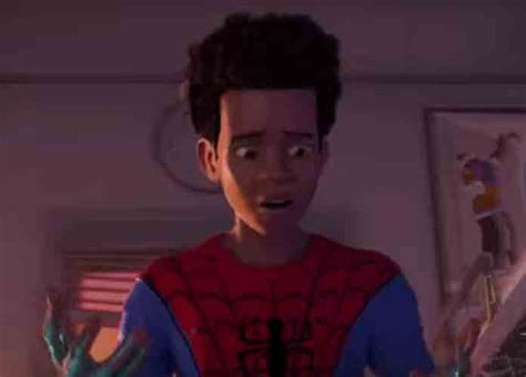 Spider Man Into The Spider Verse Blu Ray Review A Heartwarming