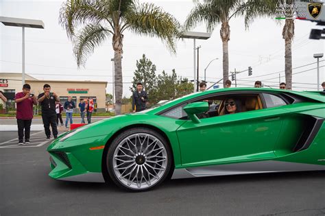 Miura Inspired Lamborghini Aventador Sv Looks Sensational