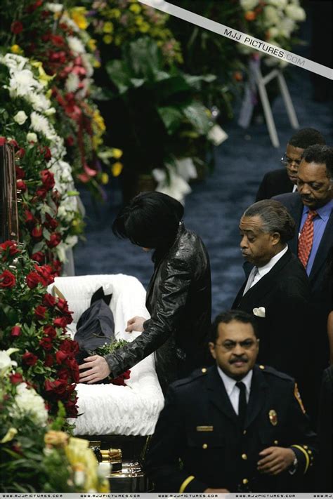 James Brown S Funeral James Brown Funeral Photos Of Michael Jackson
