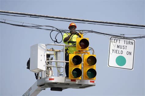 ‘smart Traffic Signals Soon Will Change Themselves In Maryland The