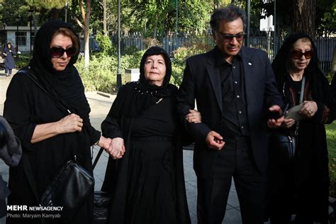 Mehr News Agency Funeral Procession For Iranian Actor Ezzatollah Entezami