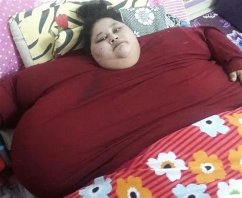 De 500 a 100 kilos la mujer más obesa del mundo llega a India para