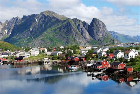10 Beautiful Pictures Of Norway Show The Beauty Of Villages And Towns