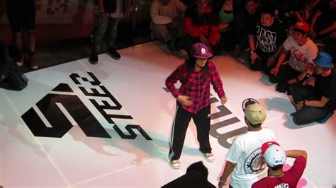 Street Dance Battle Dance Live Indonesia 7 April Youtube