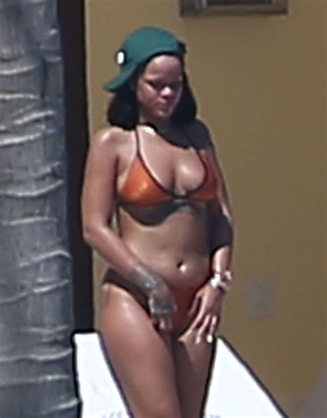 Rihanna In Bikini On Vacation In Puerto Vallarta 04142017 Hawtcelebs