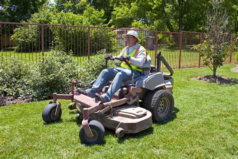 How To Jack Up A Zero Turn Mower