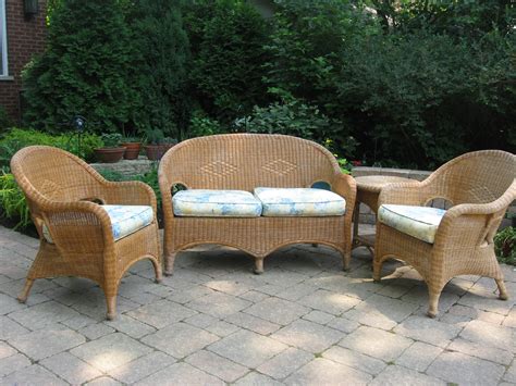 Qr code link to this post. WICKER FURNITURE SET, Pier 1 | TownConnection