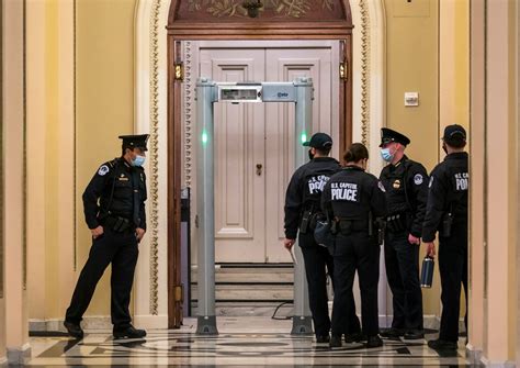 Opinion The Assault On The Capitol Underscores Why Federal Law Enforcement Should Use Body