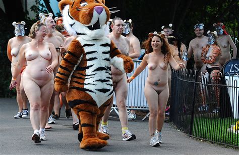 Naked Run As Protest Porn Pictures Xxx Photos Sex Images 1451263