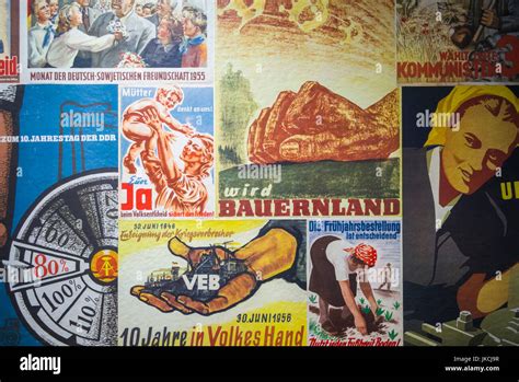 East German Propaganda Poster Fotograf As E Im Genes De Alta Resoluci N