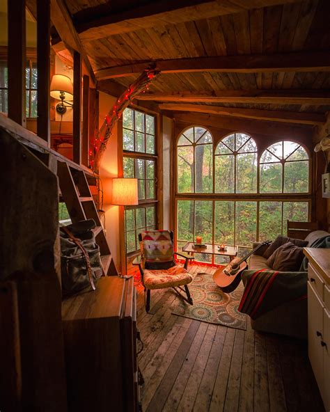 Tiny Cozy Cabin In Massachusetts Cozyplaces