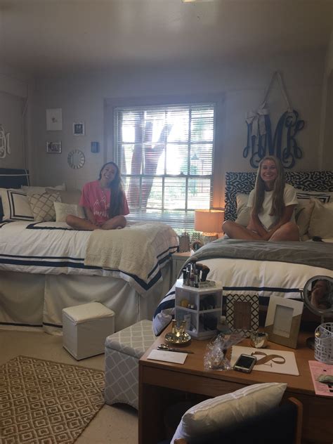 Samford University Dorm Vail Hall Dorm Room Layouts Dream Dorm Room Dorm Room Designs