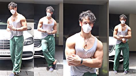 Tiger Shroff Looks Muscular POST GYM LOOK YouTube
