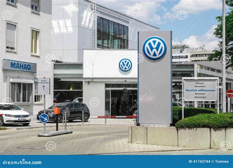 Volkswagen Dealership Editorial Stock Image Image Of Volkswagen 41743744