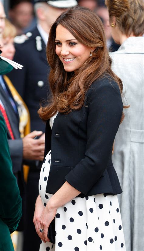 kate middleton uses a surprising trick to treat her morning sickness vogue