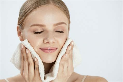 10 Easy Steps To Clearer Skin