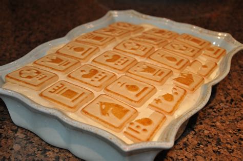 Cover with second container of chessman cookies. Fran's Kitchen: Best Banana Pudding Ever