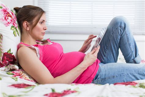 10 Questions Strangers Need To Stop Asking Pregnant Women