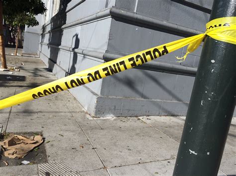 San Jose officer shoots, wounds man who had knife