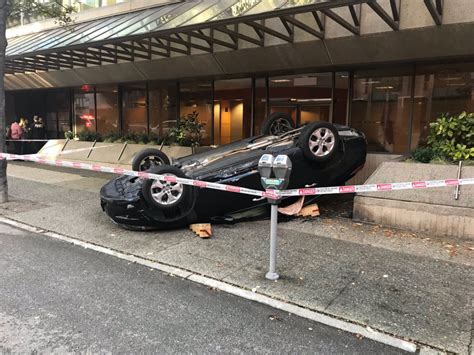 Four People Hurt After Car Crashes Into Building In Vancouvers